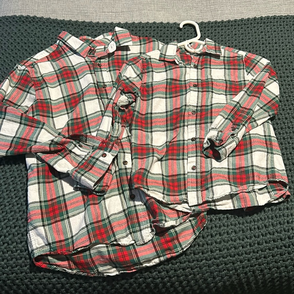 Dad and son matching shirts